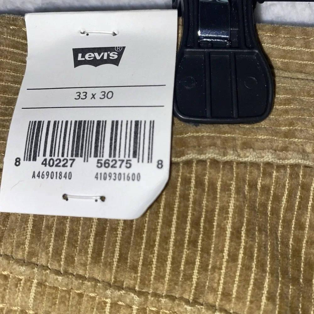 Levis elevate your